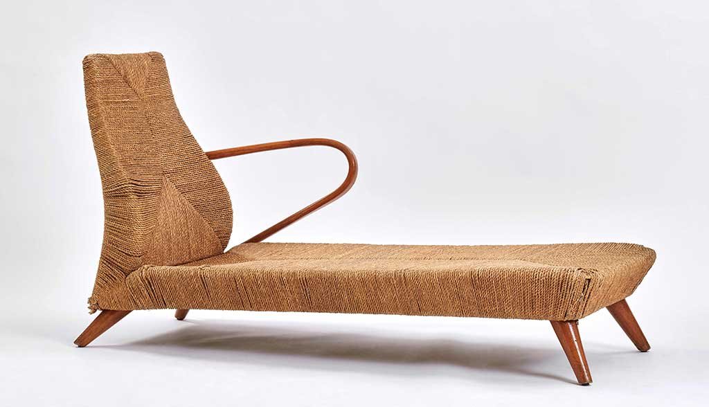 chaise-longue