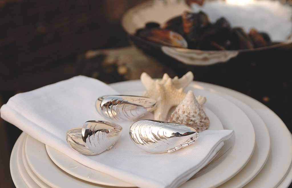 dettagli-argento-tavola-mare