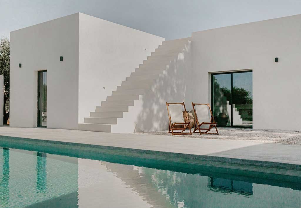 esterno-piscina-casa-roverella