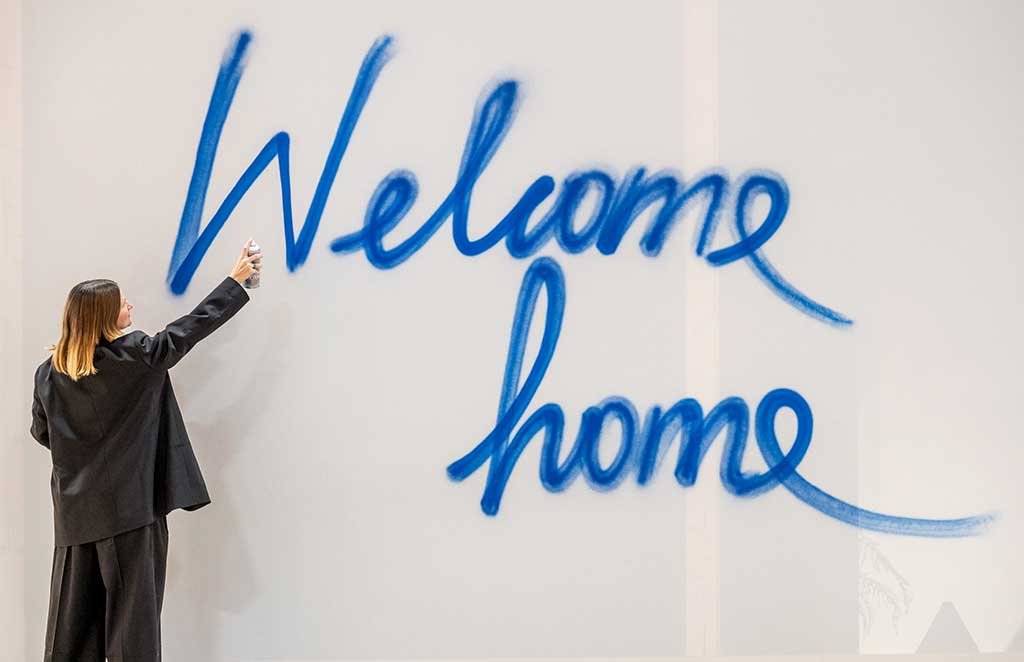 amelie-pichard-welcome-home