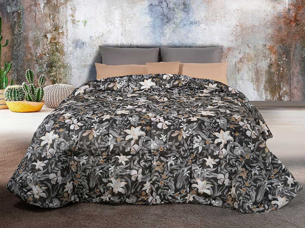 trapunta-tonalità-scura-motivo-fiori