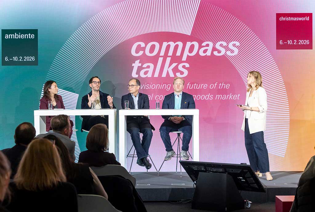 Panel-dei-Compass-Talks-ambiente-francoforte