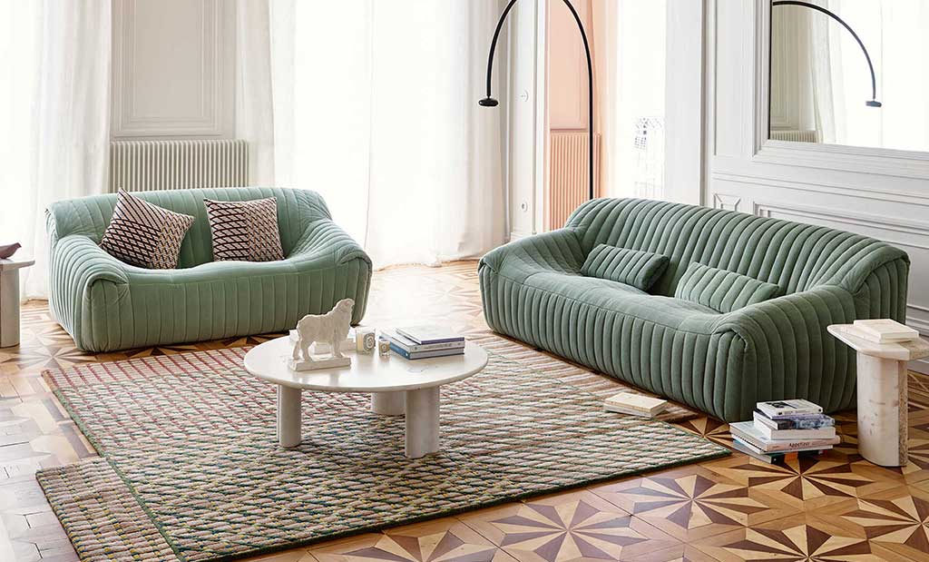 divano tessuto morbido color acqua marina