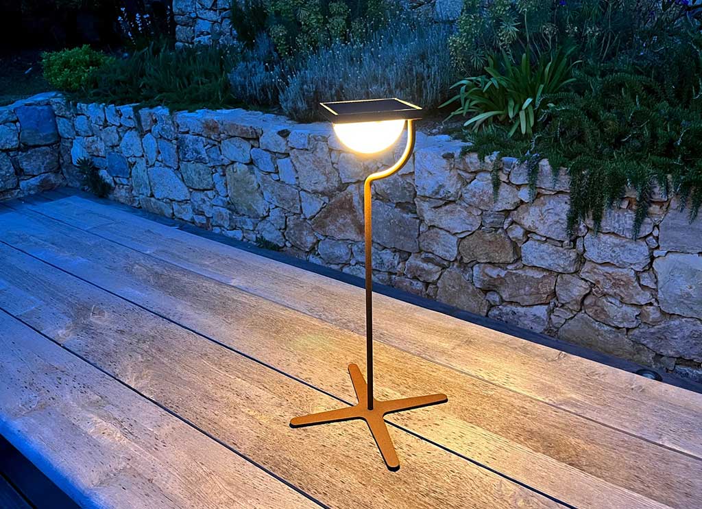 lampada terra tavolo ricaricabile esterno leggera