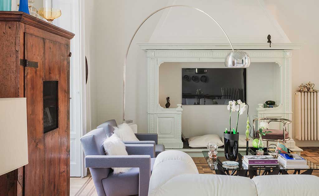 living-con-grande-camino-muratura