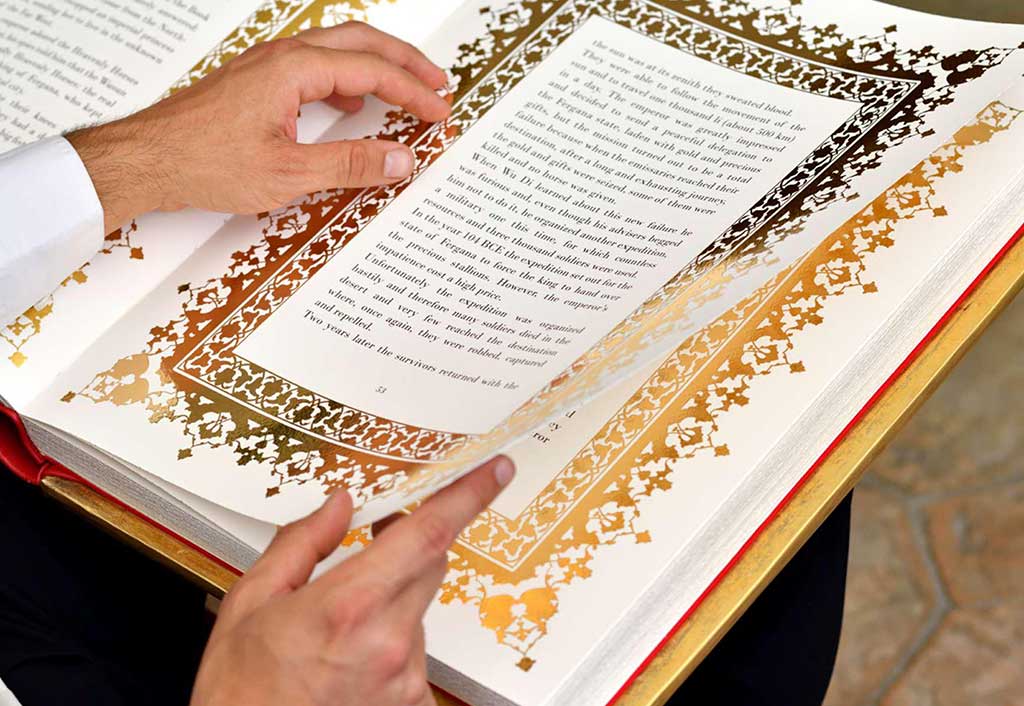 pagine-libro-oro