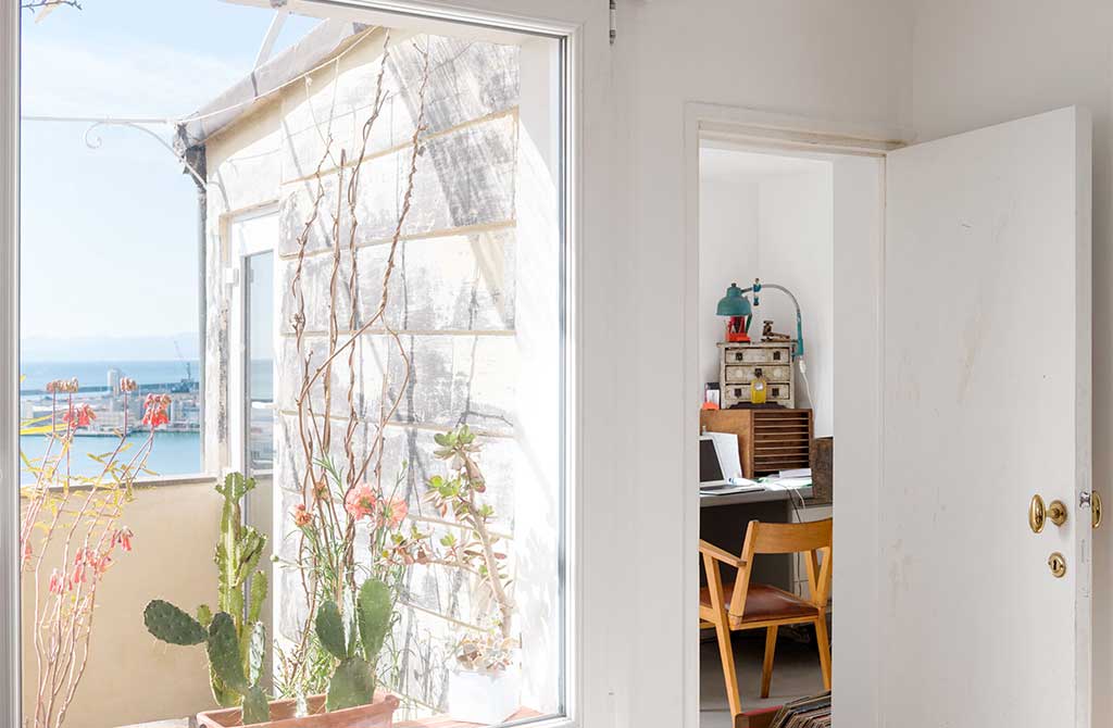 studio-affaccio-su-terrazzo