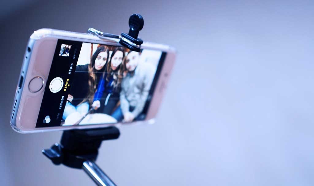 asta selfie smartphone
