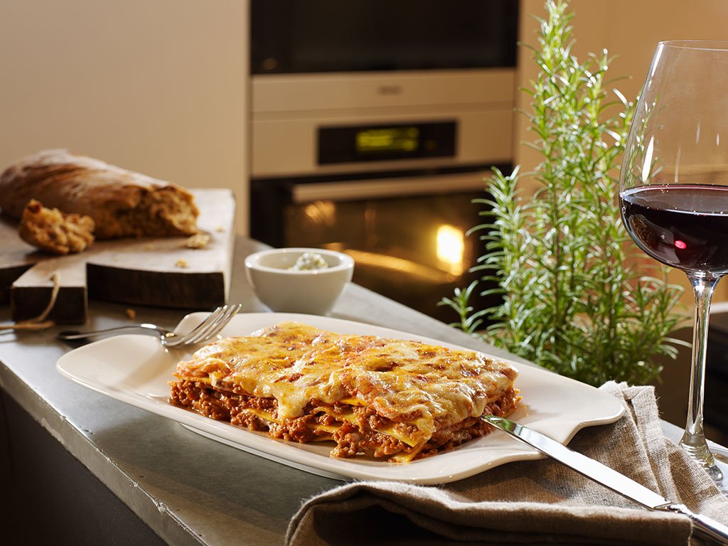 piatto per servire lasagne
