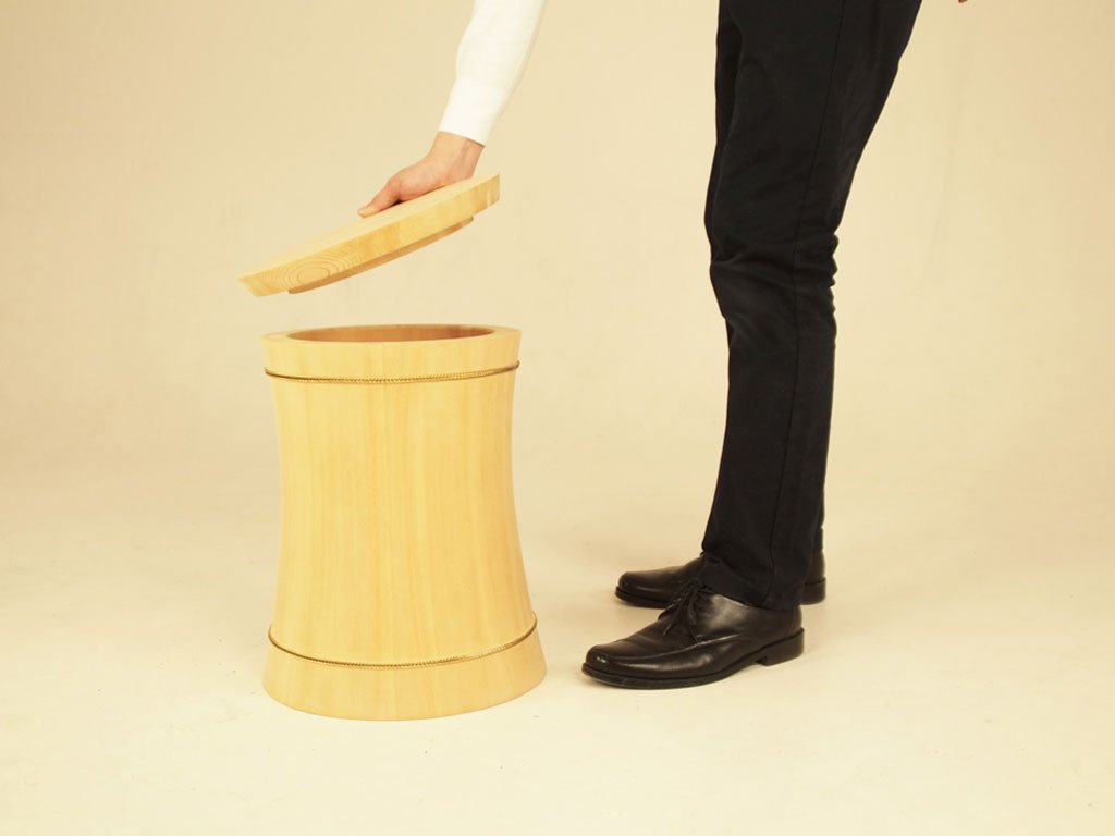 cestino sgabello in legno curvato