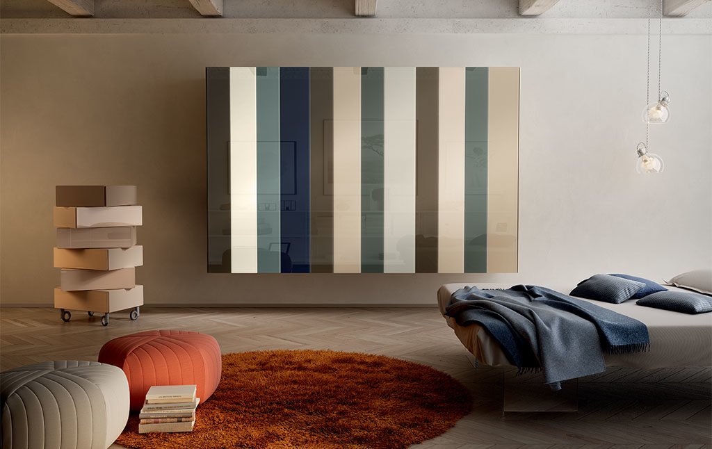 armadio parete sospeso colore strisce