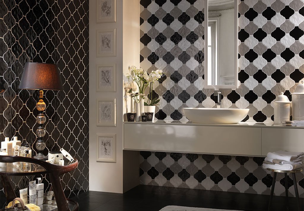 piastrelle bagno arabesque nero grigio