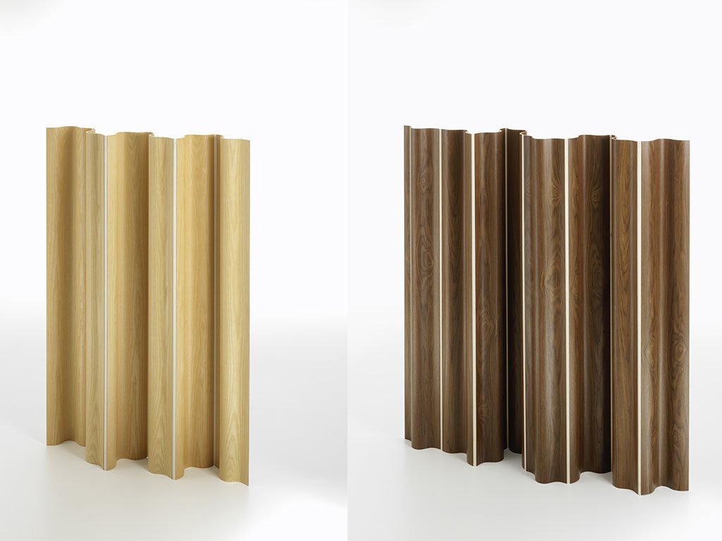 paravento in legno chiaro e scuro