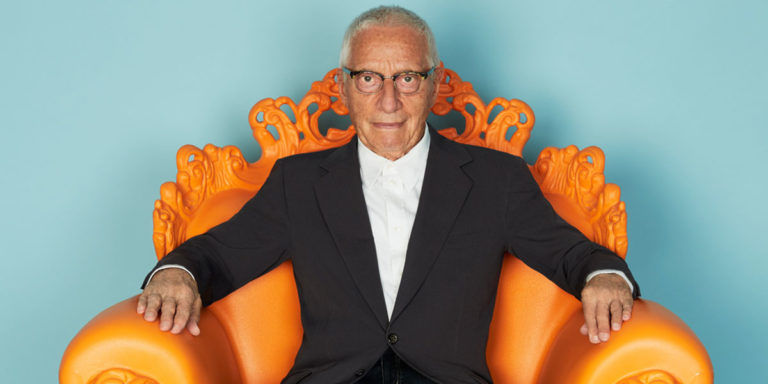ritratto alessandro mendini