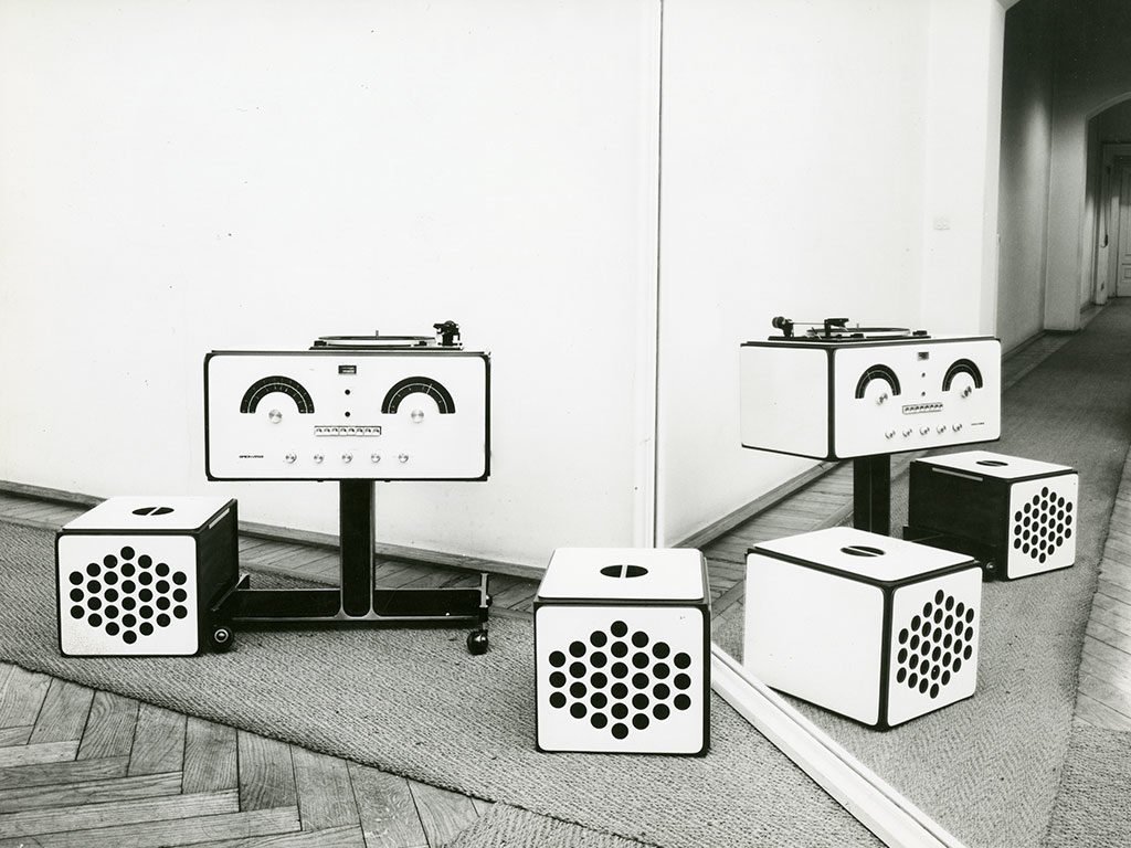radio cubo mobile brionvega