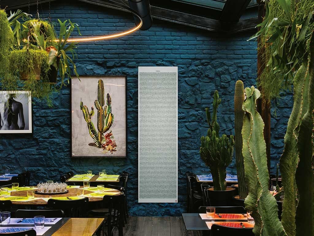parete mattoni colore blu