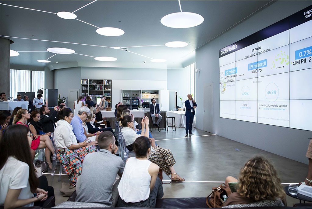 presentazione samsung milano