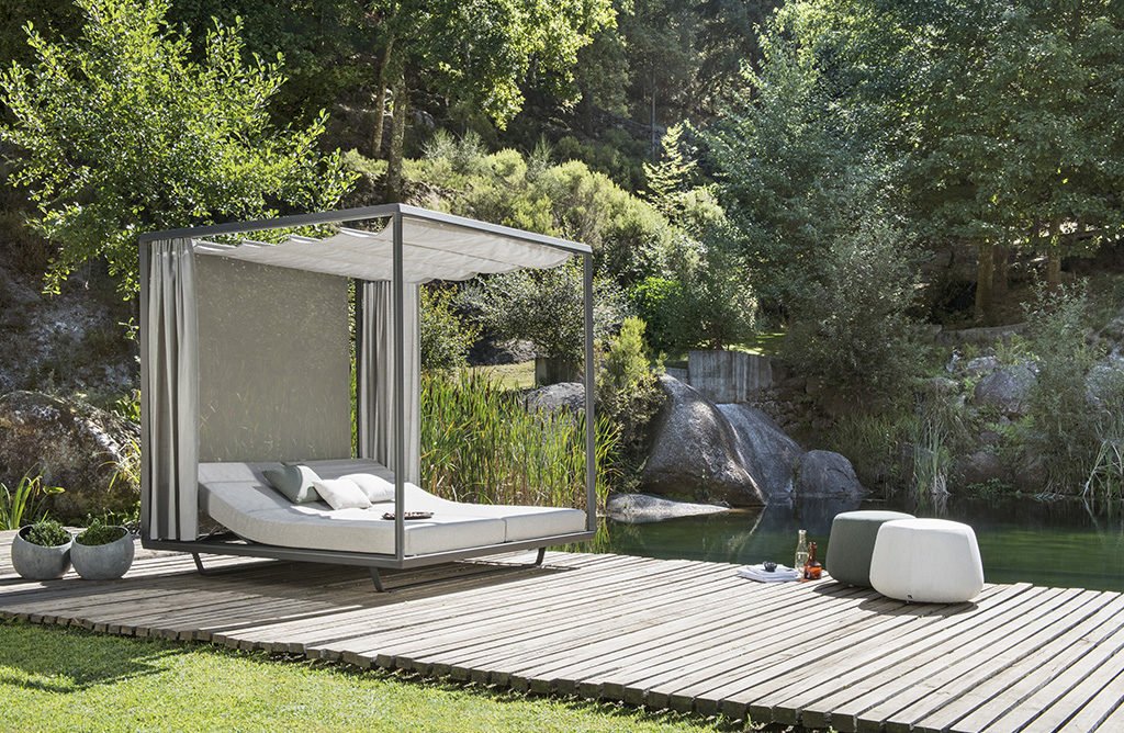 letto pergola da esterno