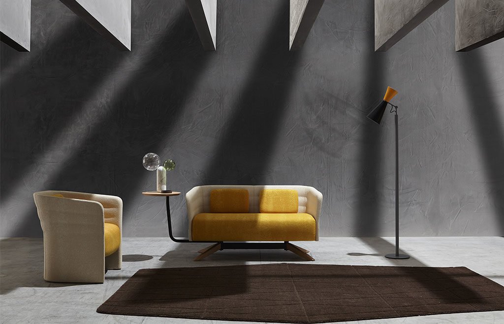 poltroncina divano giallo lampada