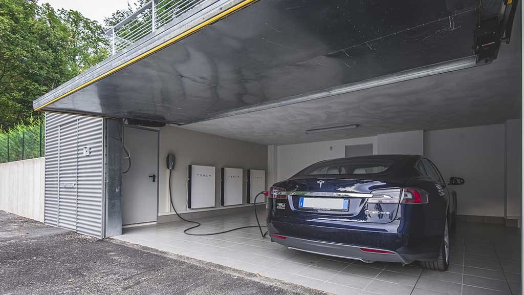 colonna ricarica auto elettrica casa