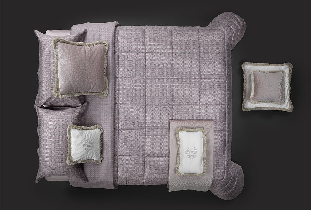biancheria letto tonalità rosa