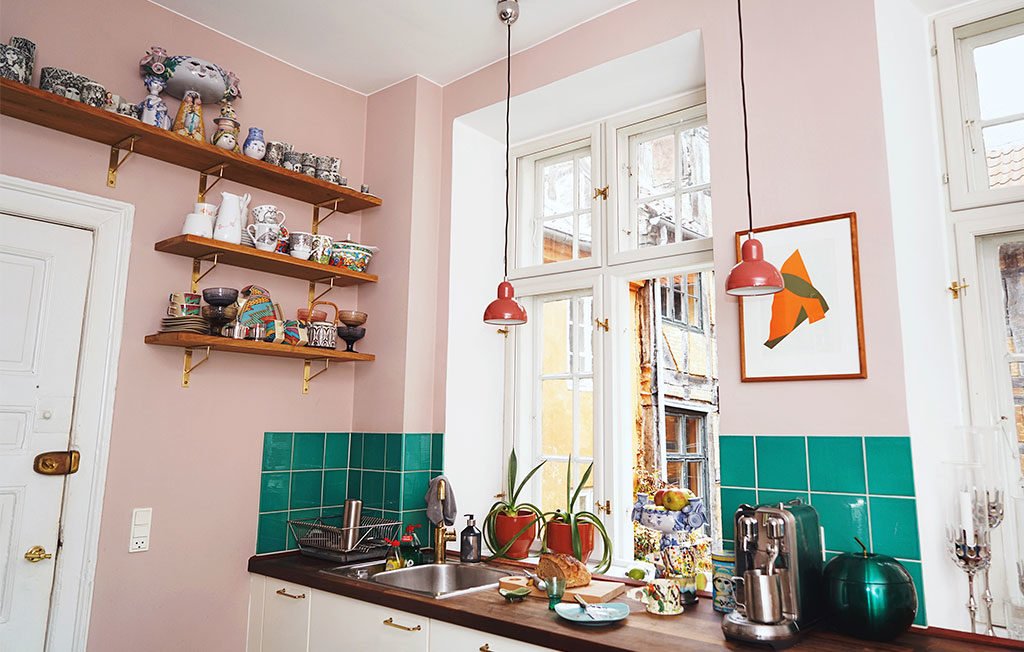 lampade sospese rosse cucina