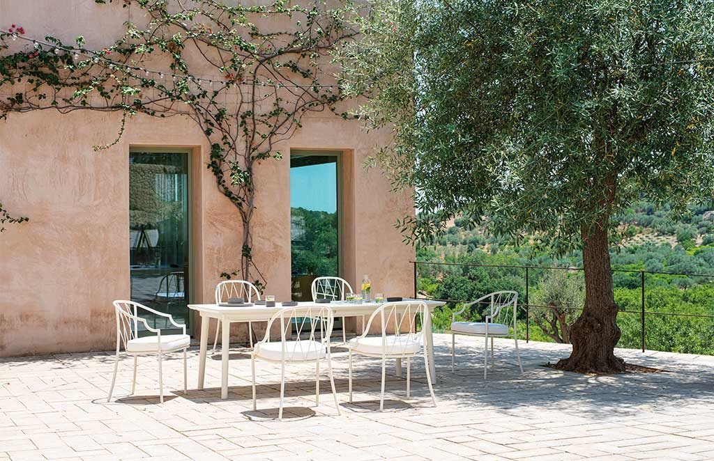 tavolo sedie braccioli outdoor