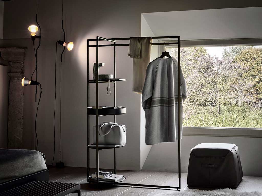 appendiabiti design nero