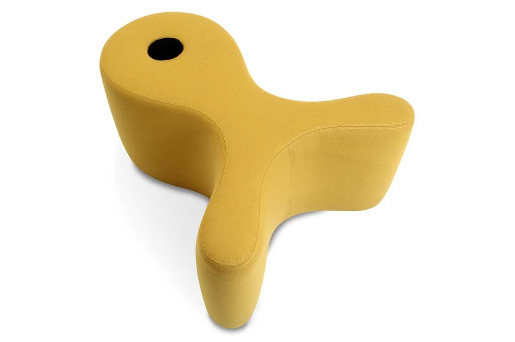 pouf giallo forma pesce