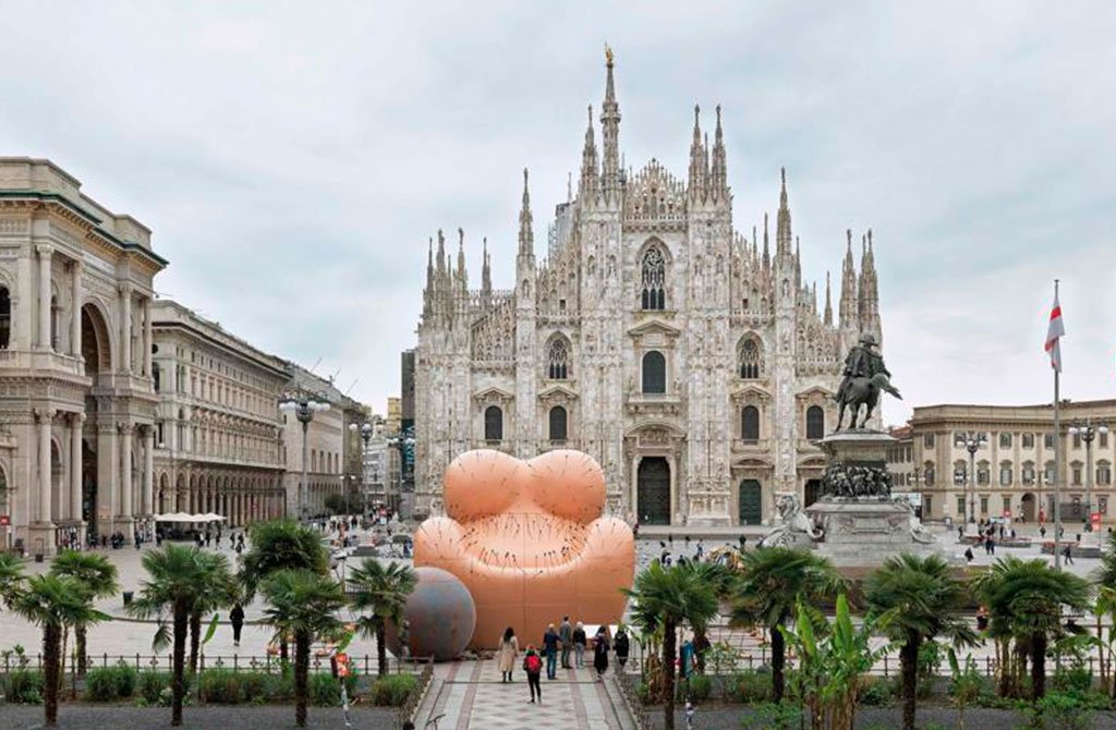 maesta sofferente piazza duomo milano