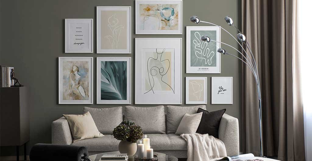 poster incorniciati parete