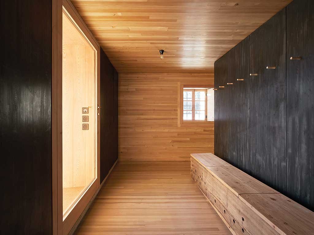 interno legno chalet