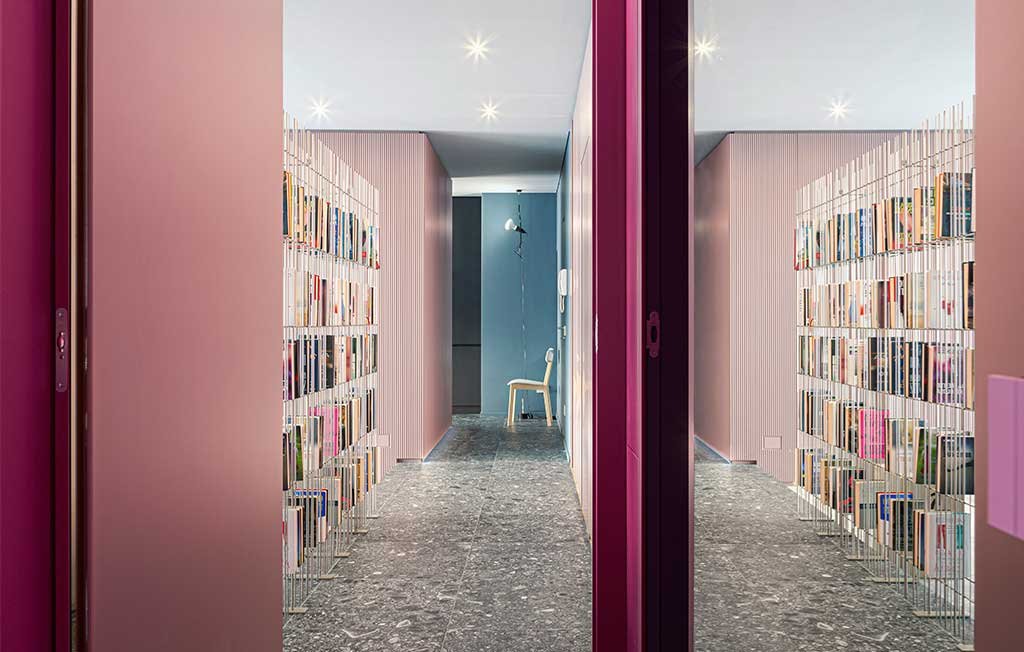 libreria bifacciale metallo oro