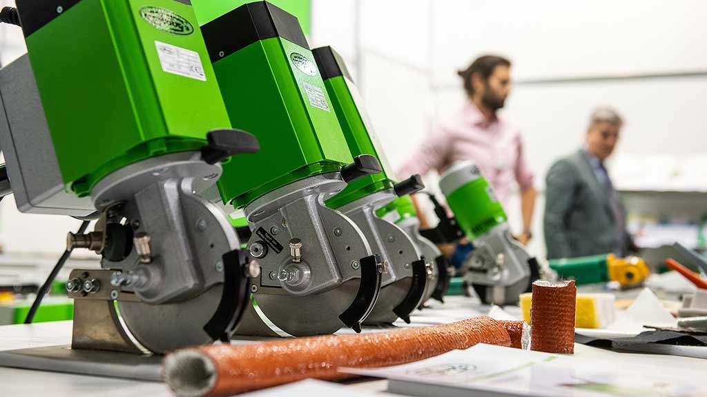 macchinari lavorazione tessuti