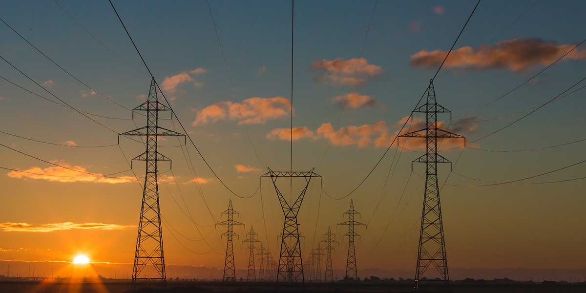 piloni energia elettrica