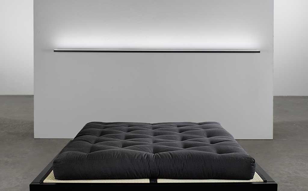 lampada led parete testiera letto