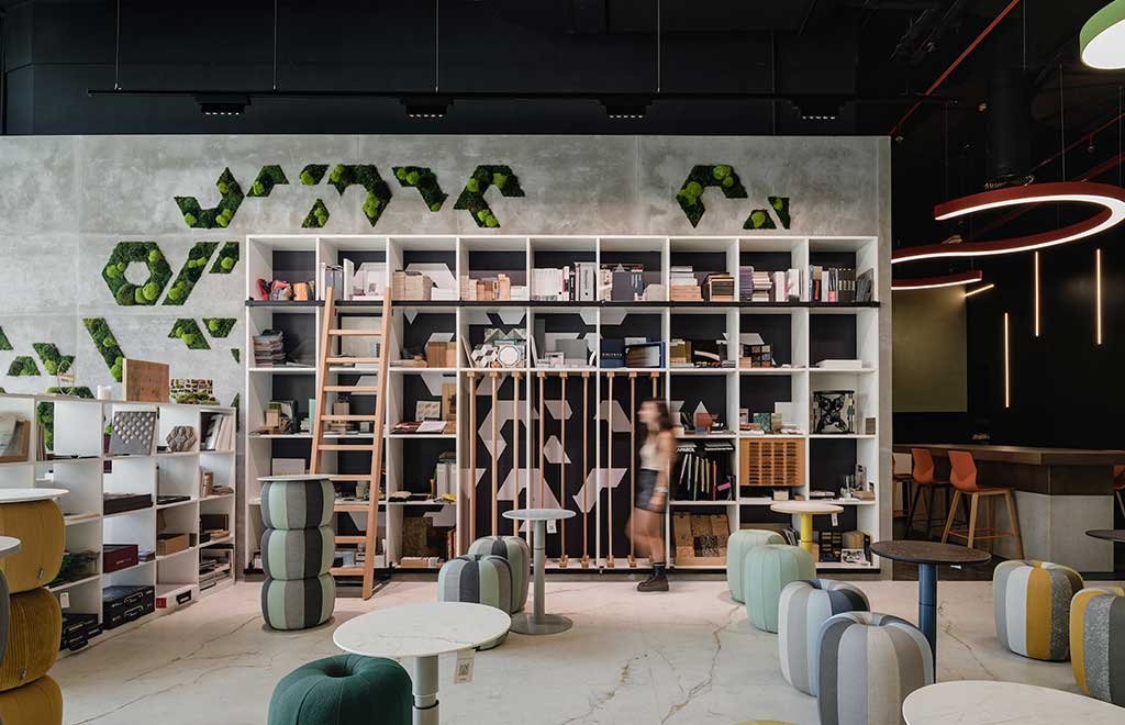 colab showroom in dubai