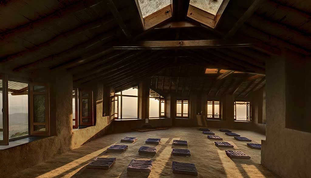 Dharmalaya Institute Sala Yoga