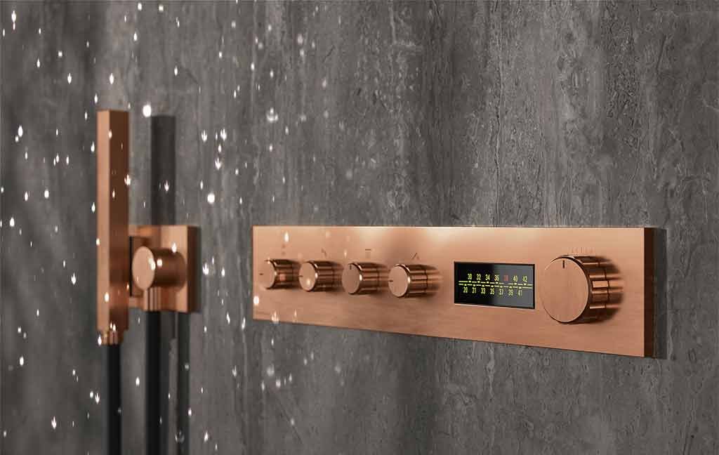 rubinetto termostatico finitura ottone effetto manopole stereo