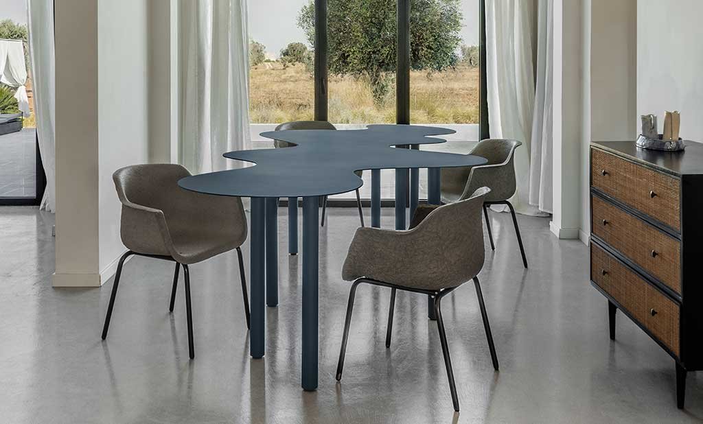 tavolo pranzo forma nuvola