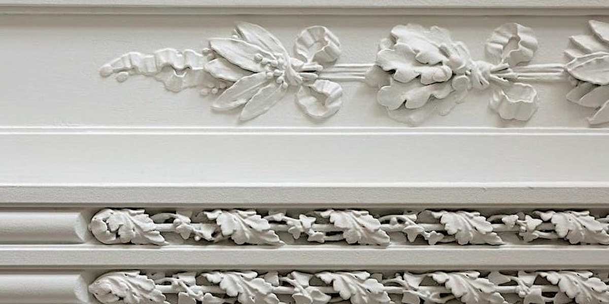 cornice parete a rilievo