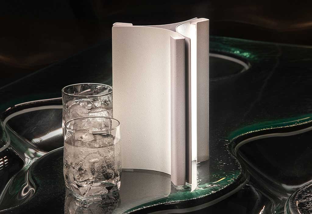 lampada tavolo wireless forma elica luce taglio