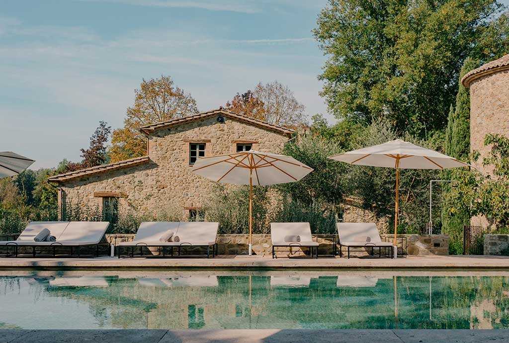 piscina travertino rosso hotel moscatelli