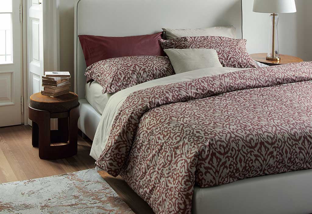 coprorpiumino elegante decoro damascato