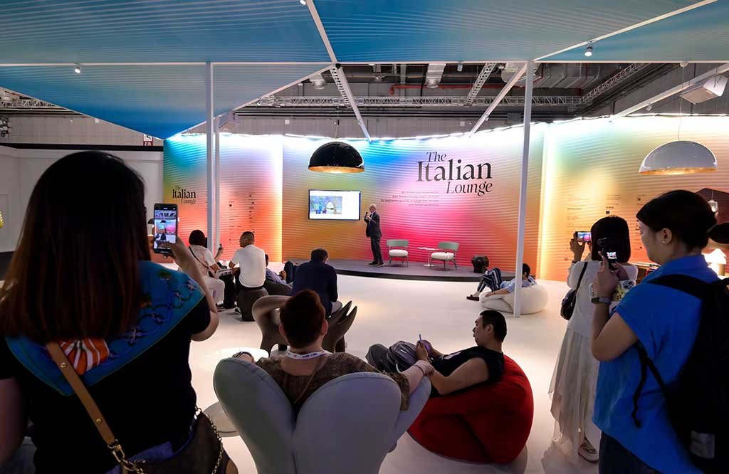 talk-the-italian-lounge-ciff-shangai