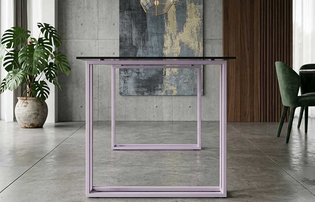 tavolo struttura metallo rosa e vetro fumé