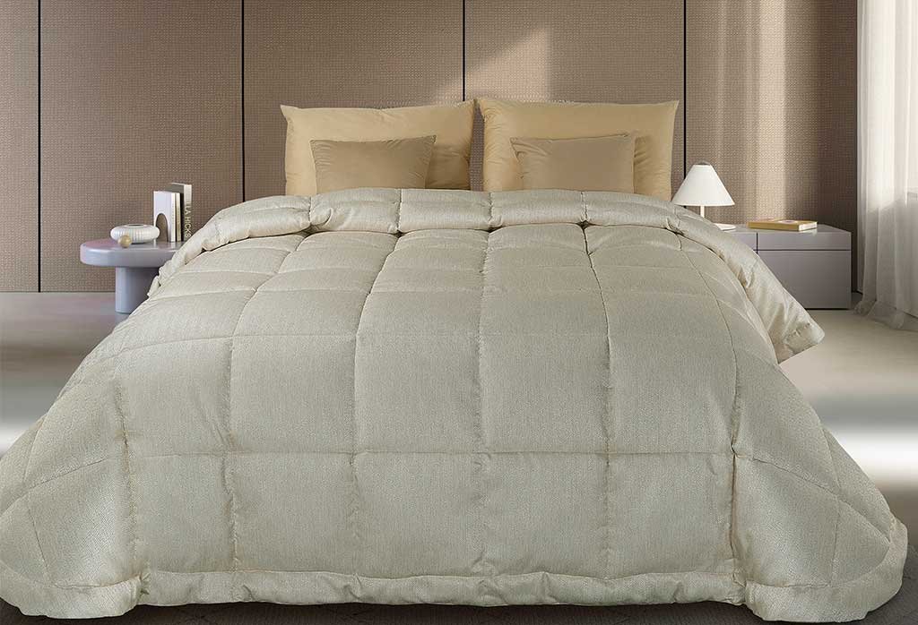 trapunta-matrimoniale-beige-elegante